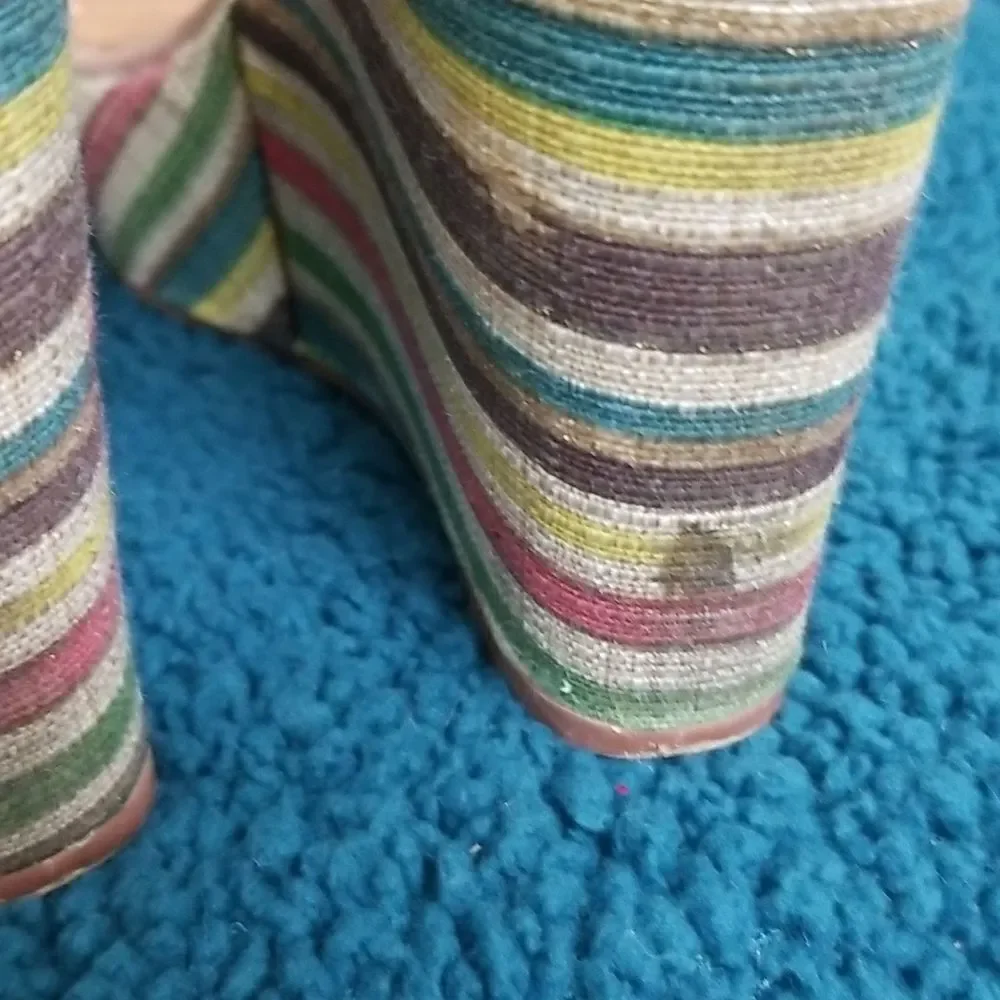 Steve Madden Tan Wedge Sandals Sz 8.5